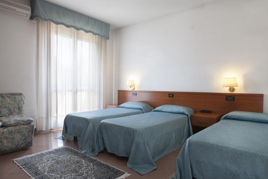Hotel L'Incontro Galzignano Terme Eksteriør billede