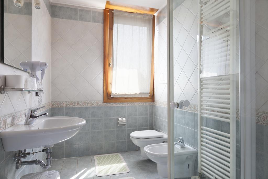 Hotel L'Incontro Galzignano Terme Eksteriør billede